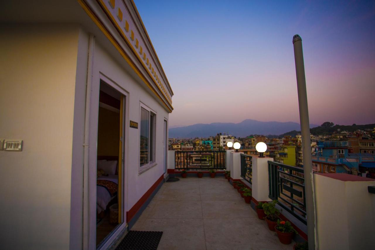 Blue Mountain Home Stay Kathmandu Exterior foto